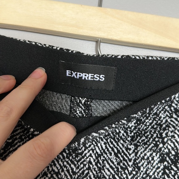 EXPRESS Super High Rise Flare Strech + Pants XS - Picture 8 of 10